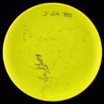 MODEL -  1975 World Class Frisbee 119G 41 Mold Back
COLOR - Yellow
WEIGHT - 119gr
CONDITION - Used
COMMENT - Signed by players in tournament
